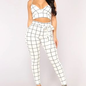 Don't Be A Square Set - White/Black